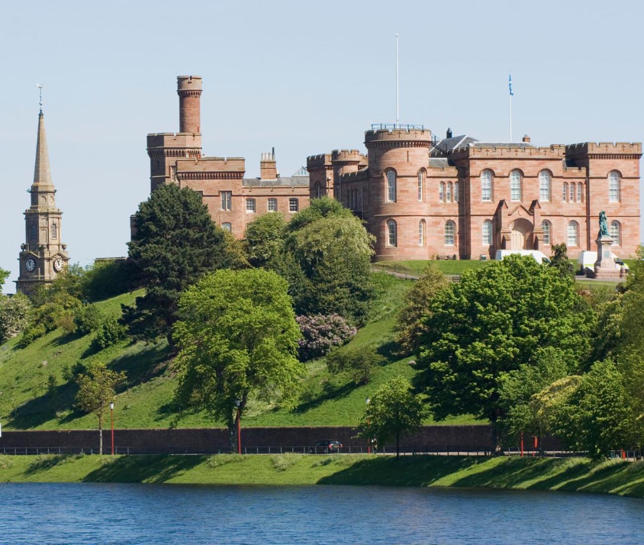 Comfortable, Modern Apartment With Parking. Inverness. 外观 照片