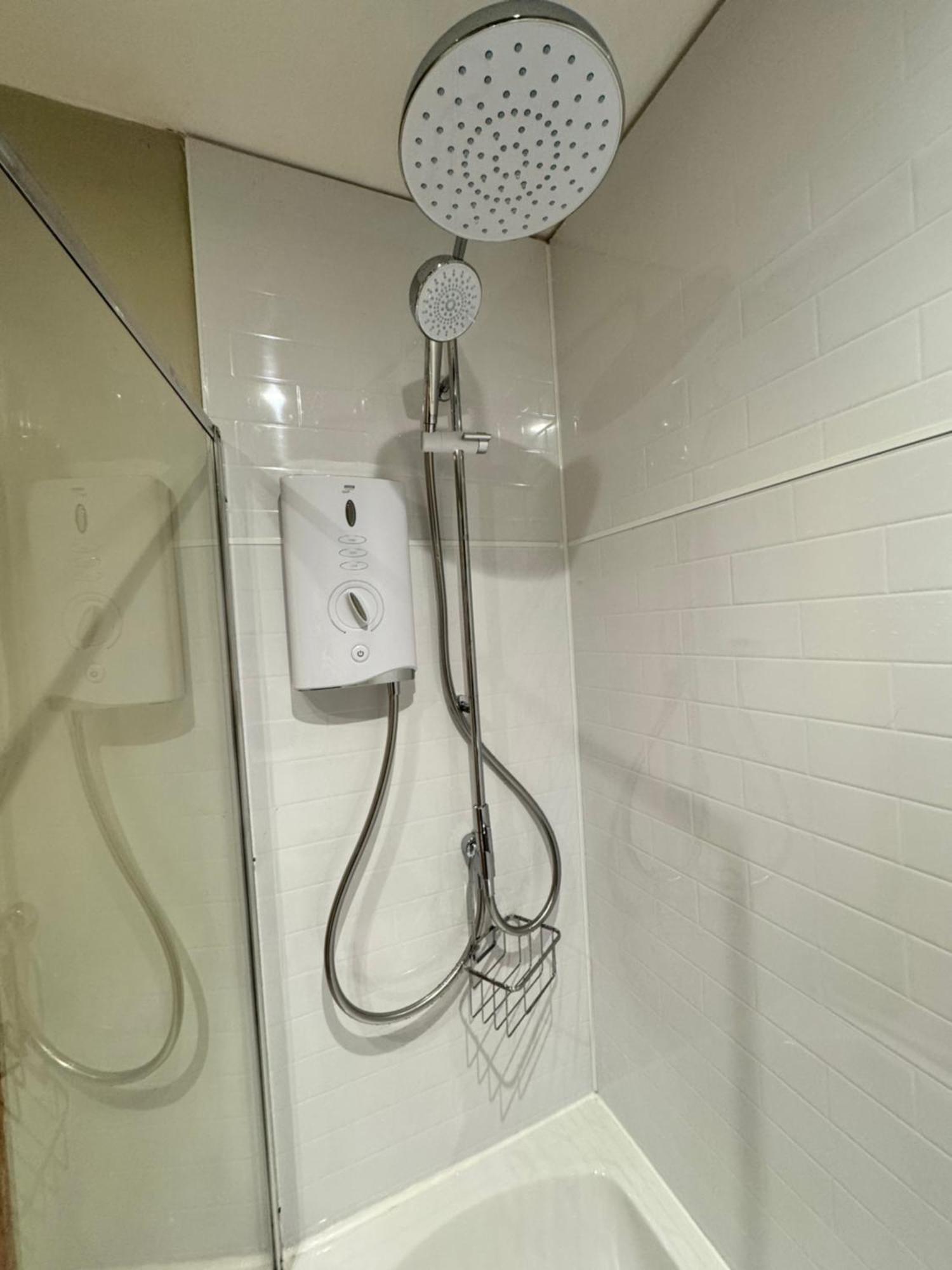 Comfortable, Modern Apartment With Parking. Inverness. 外观 照片